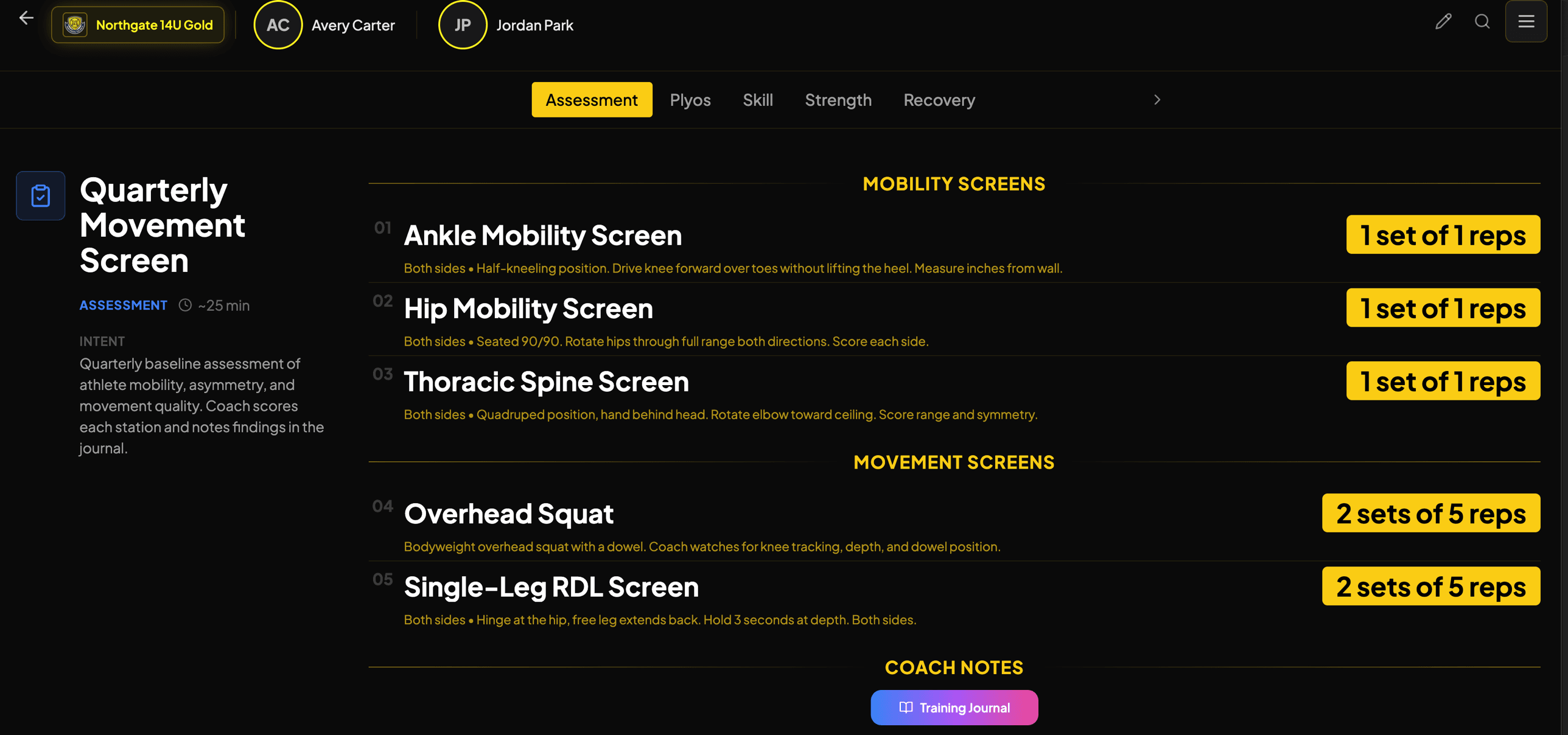 Full-screen live training session view in dark mode with amber accents